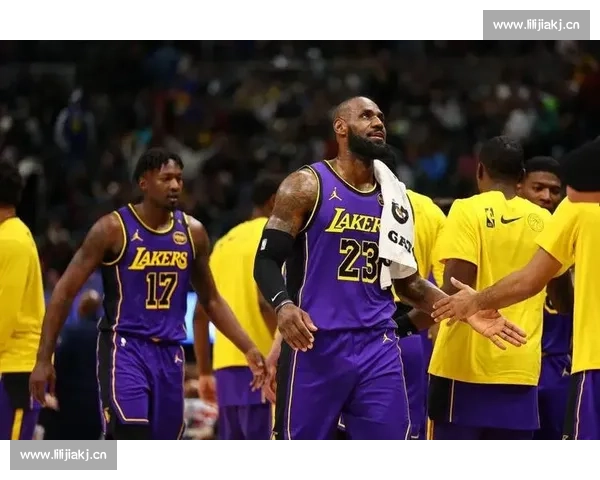 湖人今日迎战强敌 展现全队默契力拼季后赛资格